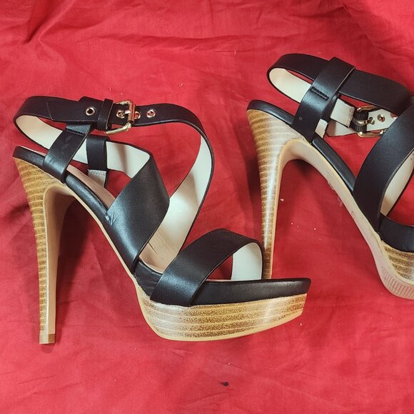 Shoes - Aldo Wood Platform Black Straps Sandal Heels 8.5 Good Condition